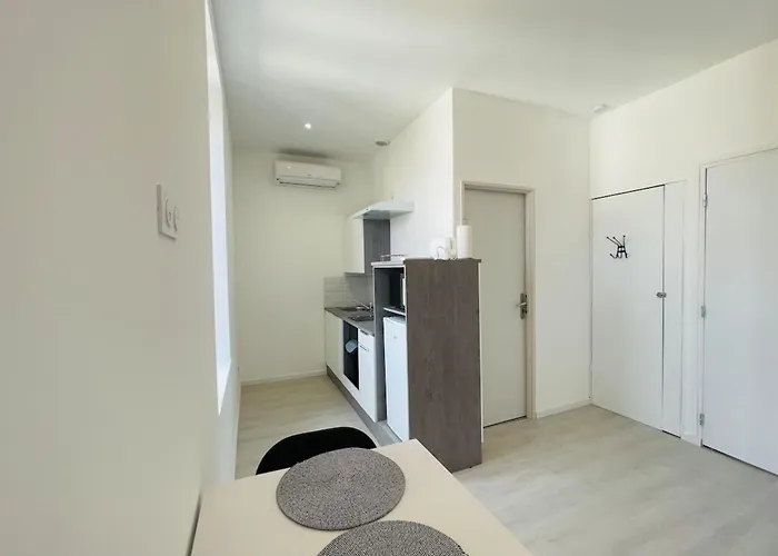 Apartamento Le Cocooning Avec Climatisation Saint-Jean-dʼAngély